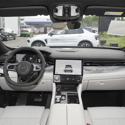 Direção esquerda Lynk Co 09 Feb 2023 2.0Td Em-P Voyage Edition Am Seis lugares carro elétrico