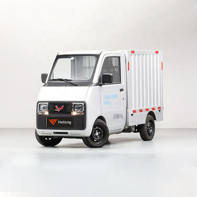 Veículo elétrico especial verde e rosa Wuling E10 EV Express para entrega de carros de energia