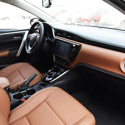 Carros híbridos Toyota Corolla E-CVT com autonomia elétrica de 55 km e torque máximo de 207 Nm