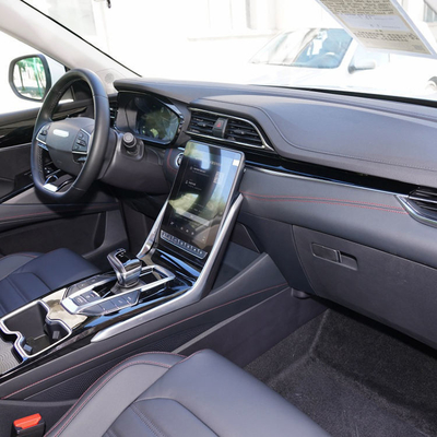 MAXUS EUNIQ6 SUV elétrico de tamanho médio com características personalizáveis e grande espaço