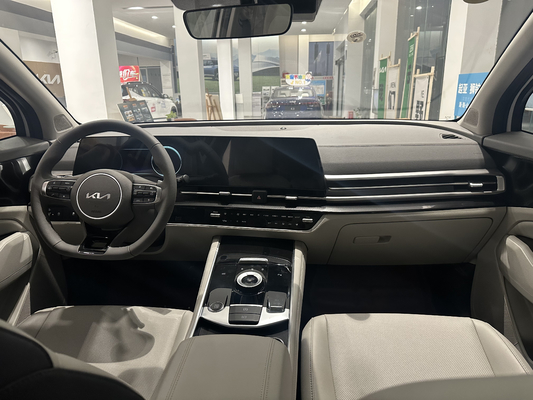 2022 Kia Lion Platinum Endurance 210 SUV híbrido com baixo consumo de combustível e luz diurna LED
