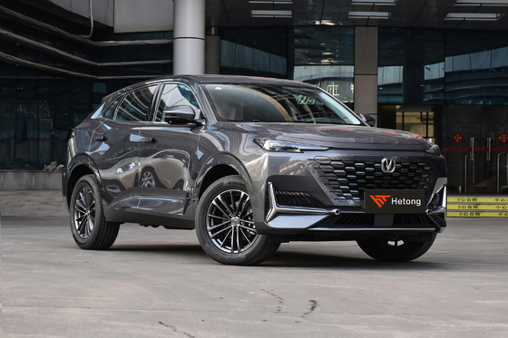 2023 Changan Uni-K SUV de 5 portas e 5 lugares 2.0T 233 cavalos de potência Ajuste manual do assento do copiloto
