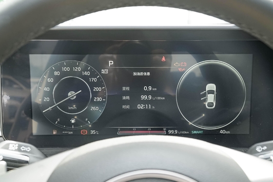 Kia K5 Sedan 4 portas 5 lugares Direção esquerda Carros a gasolina 176kw Velocidade máxima 220 Potência
