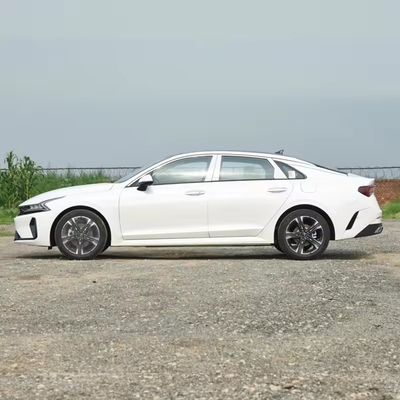 KIA K5 380GT Line Flagship 2.0t Disposição gasolina 5 lugares Sedan Sedan