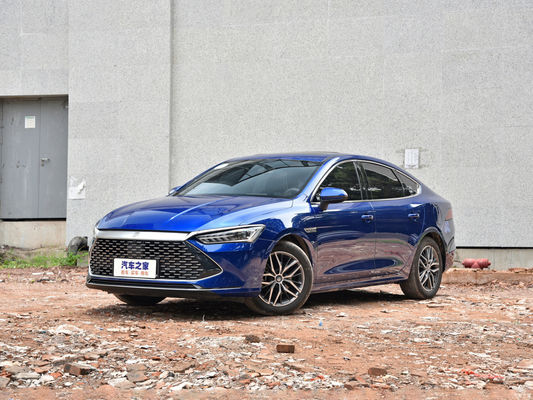 Customizado 2023 Byd Qin Plus Sedan de Carro Elétrico para estrutura de carroceria de 4 portas e 5 lugares