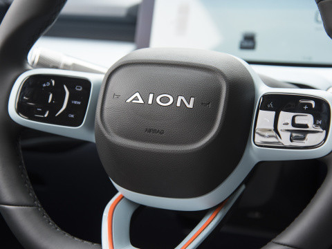 Aion Y 2022 70 Enjoy Edition Lfp Everbright Carro Elétrico de 7 lugares/Veículo de SUV