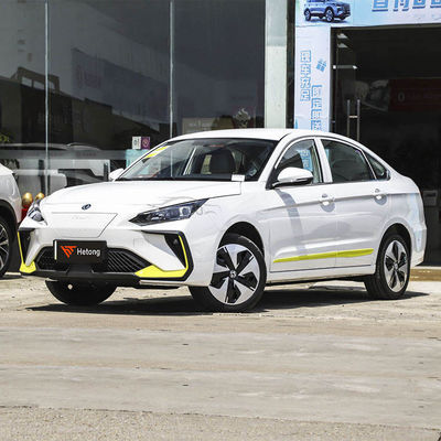 Veículo elétrico de alta velocidade Dongfeng E70 Pro com 5 assentos e bateria de lítio ternária