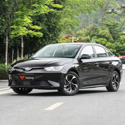 2022 WM Motor E.5 Smart Quatro portas cinco lugares veículo energético com longa duração da bateria