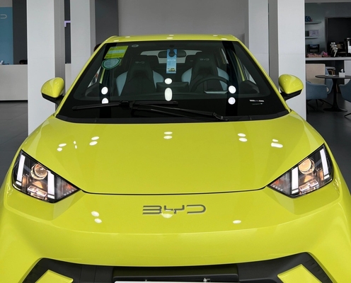 Veículo Energético Byd Gavião 305km Pequeno carro com 5 lugares e bateria de lítio ferro fosfato