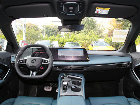Combustível Elétrico 2023 1.5t Mg 7 Comfort Version Of Gasoline Car With ESC Luxury 210km Carro