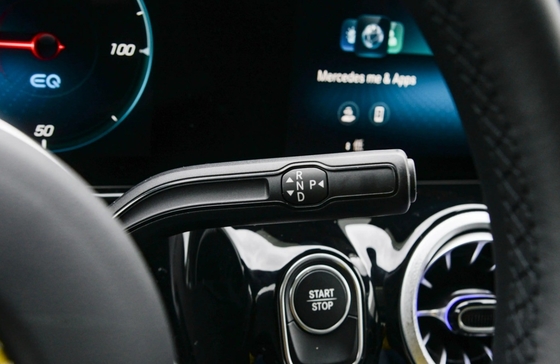 O luxo atende à eficiência Mercedes-Benz EQA 2023 SUV compacto com 385N.m Torque máximo