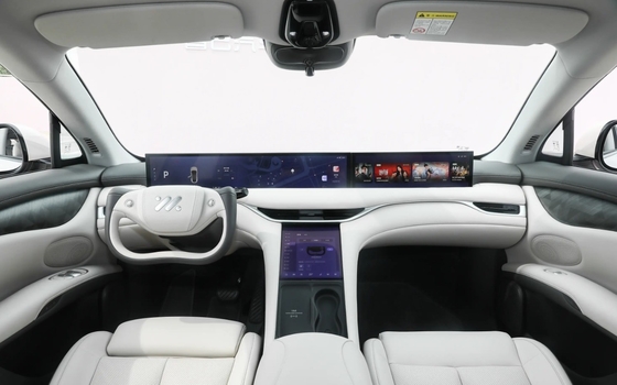 2023 High Power 4WD Zhiji LS6 EV Sports Car com alcance elétrico puro de 560-702 km