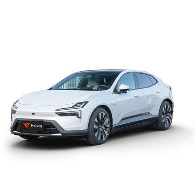 Desbloqueie o poder da energia elétrica pura com o Polestar 4 Pro Plus com 612 km de alcance de cruzeiro.