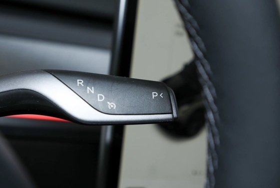 Carro elétrico de energia personalizado 2023 Tesla Modelo Y Corredor de estrada longa bateria versão U