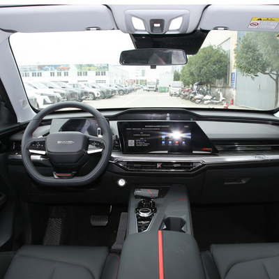 -Made Changan ouushang Z6 5 portas 5 lugares SUV Base de rodas 1500-2000mm Euro VI Carro a gasolina