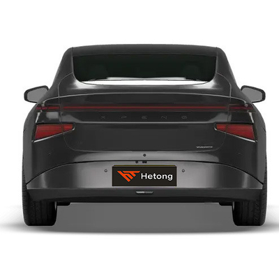 2024 Xpeng P7 5 lugares 2WD Energy Car Auto com direção esquerda em preto / vermelho / branco