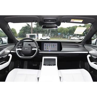 2024 Xpeng P7 5 lugares 2WD Energy Car Auto com direção esquerda em preto / vermelho / branco