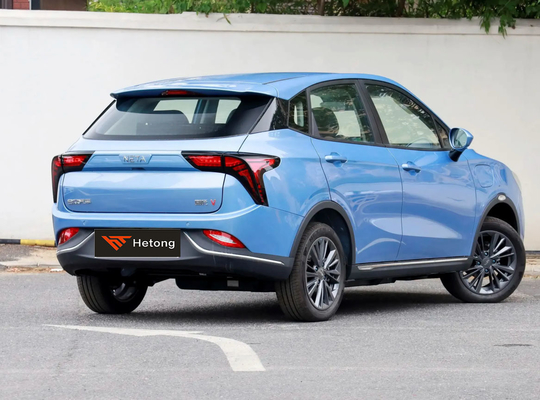 2022 Neta V 300 Lite Veículo elétrico de 4 rodas com 5 lugares e potência máxima de 120 kW