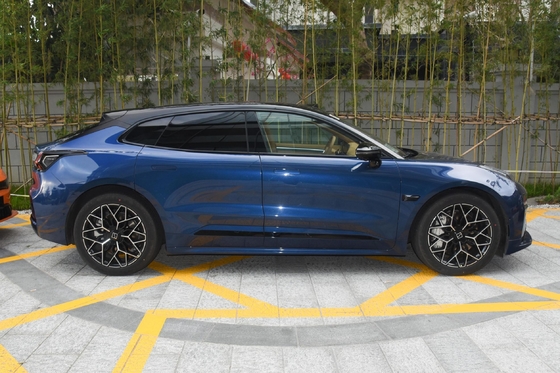 2024 4WD Veículo elétrico puro Zeekr 001 com bateria potente e escolha de longo alcance